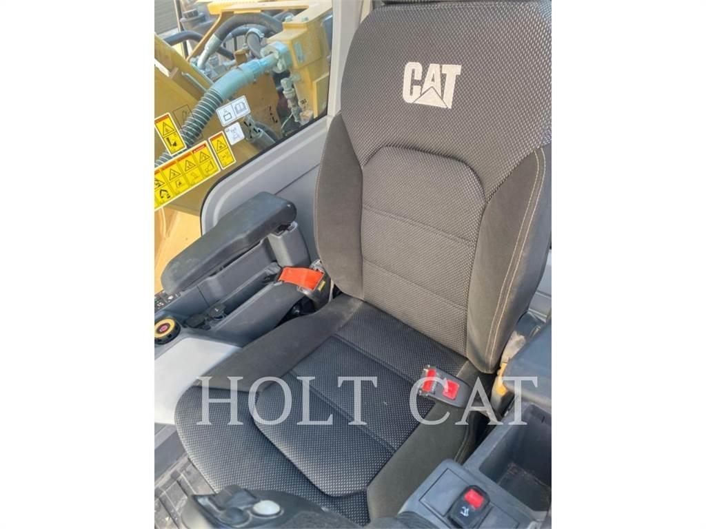 CAT 323 TC 履帶式 挖土機/掘鑿機/挖掘機