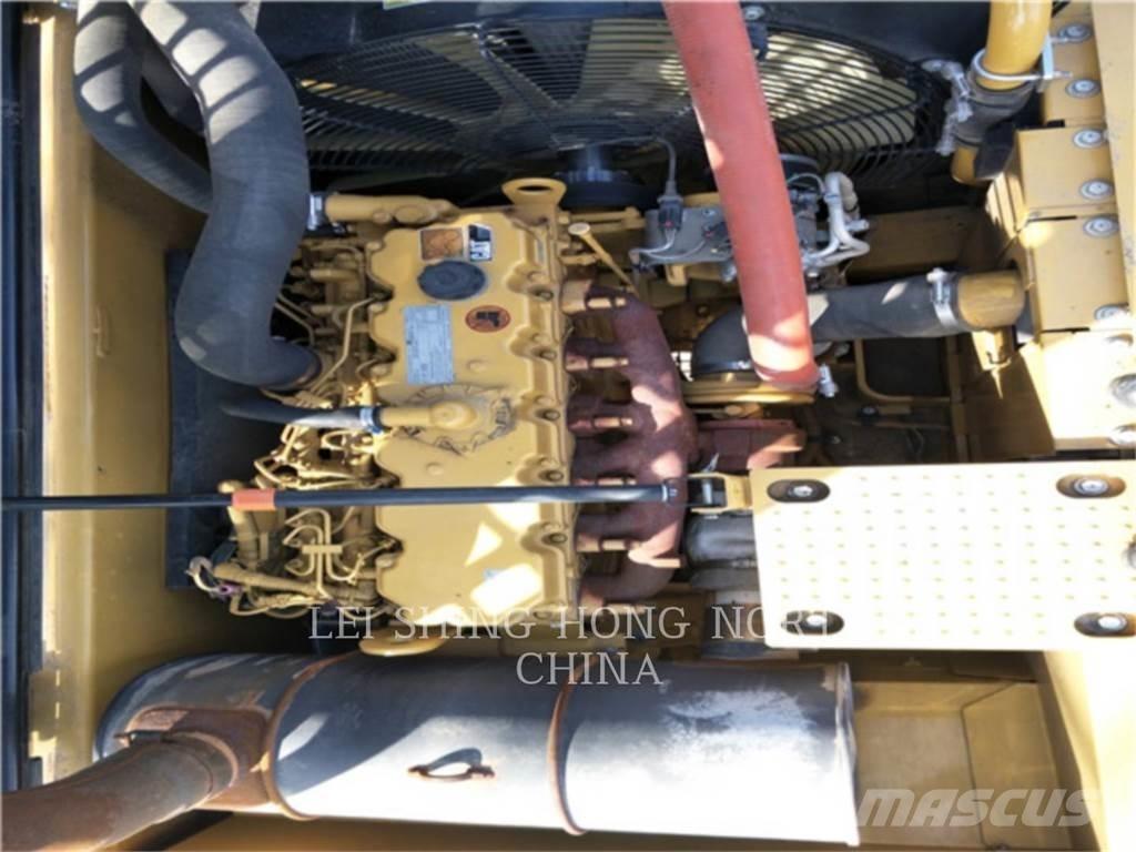 CAT 326D2L 履帶式 挖土機/掘鑿機/挖掘機