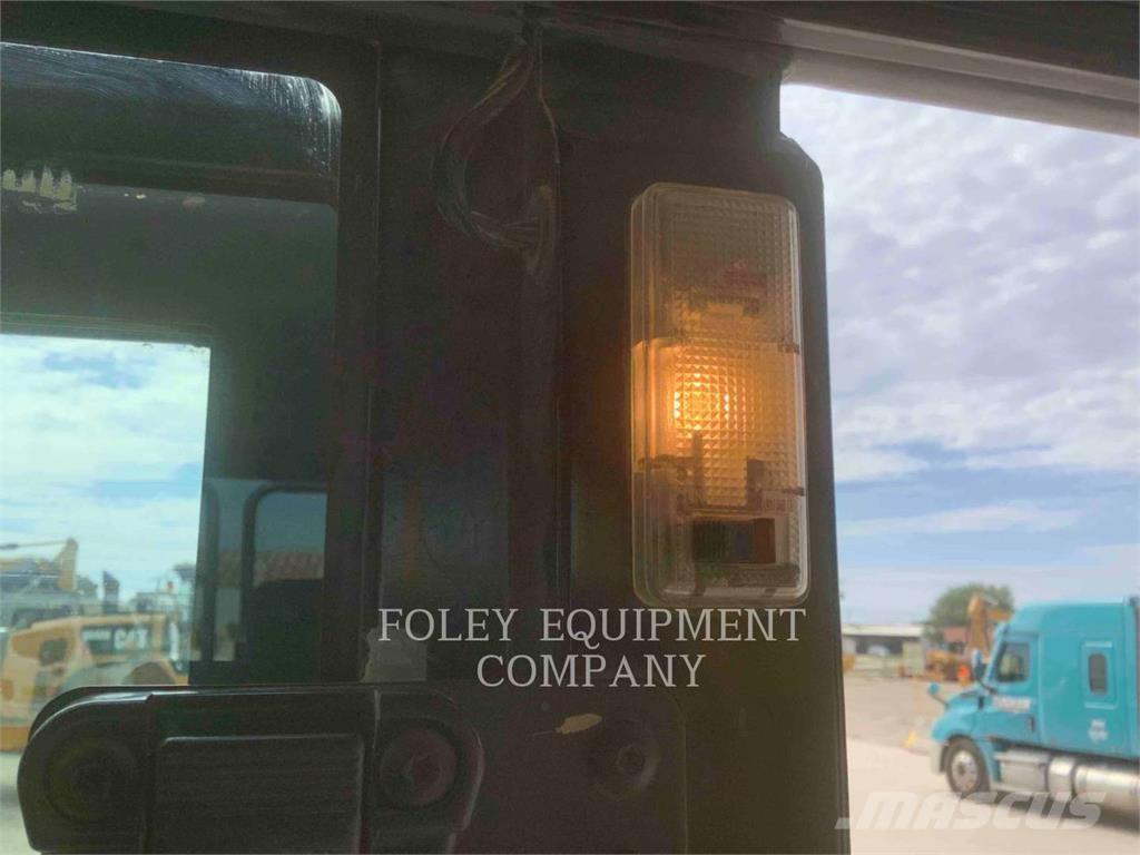 CAT 326FL9 履帶式 挖土機/掘鑿機/挖掘機