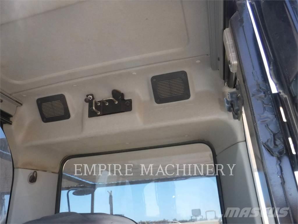 CAT 328DLCR 履帶式 挖土機/掘鑿機/挖掘機