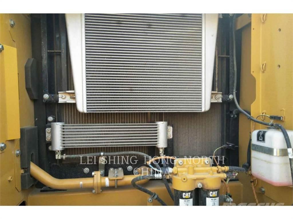 CAT 330D2L 履帶式 挖土機/掘鑿機/挖掘機
