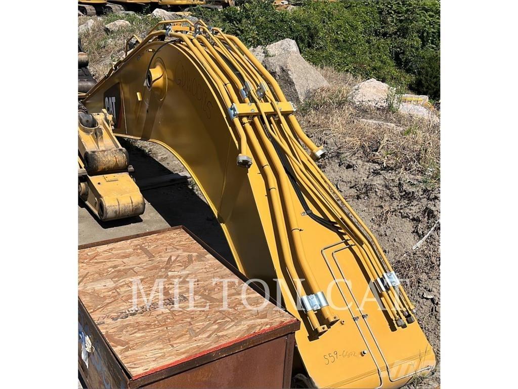 CAT 330GC REACH BOOM 曲臂高空作業車