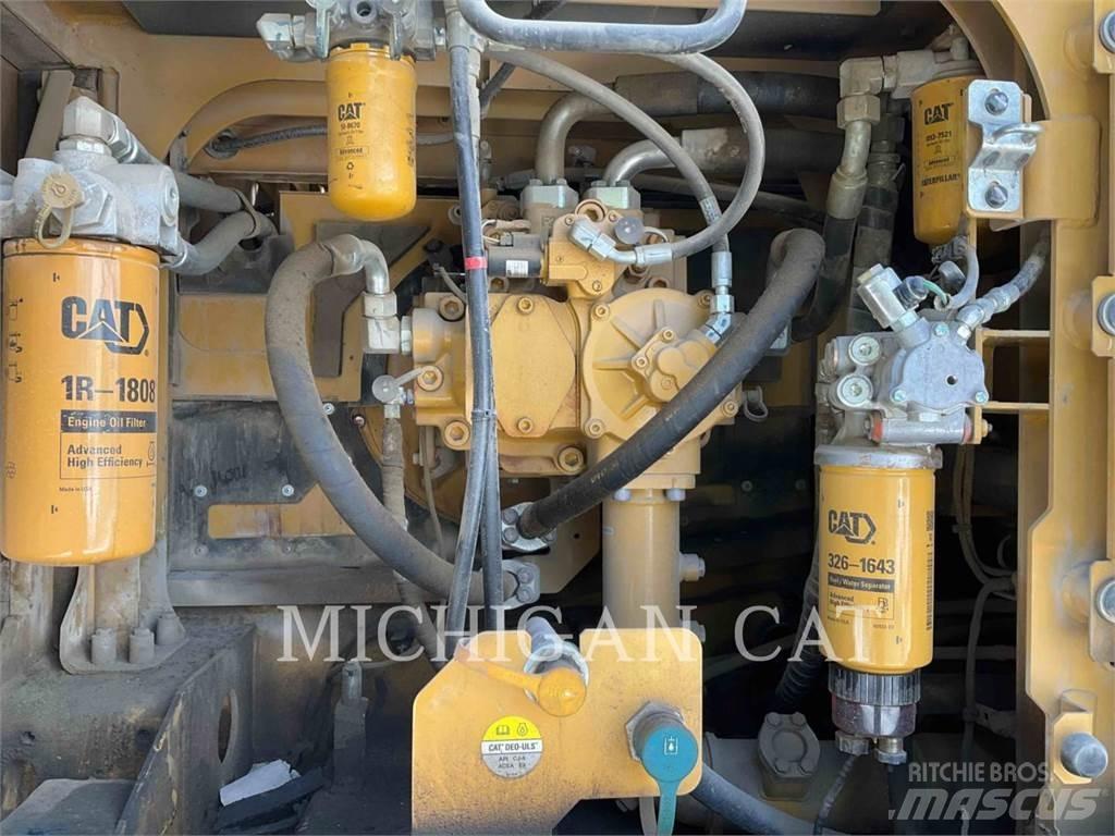 CAT 349FL + 履帶式 挖土機/掘鑿機/挖掘機