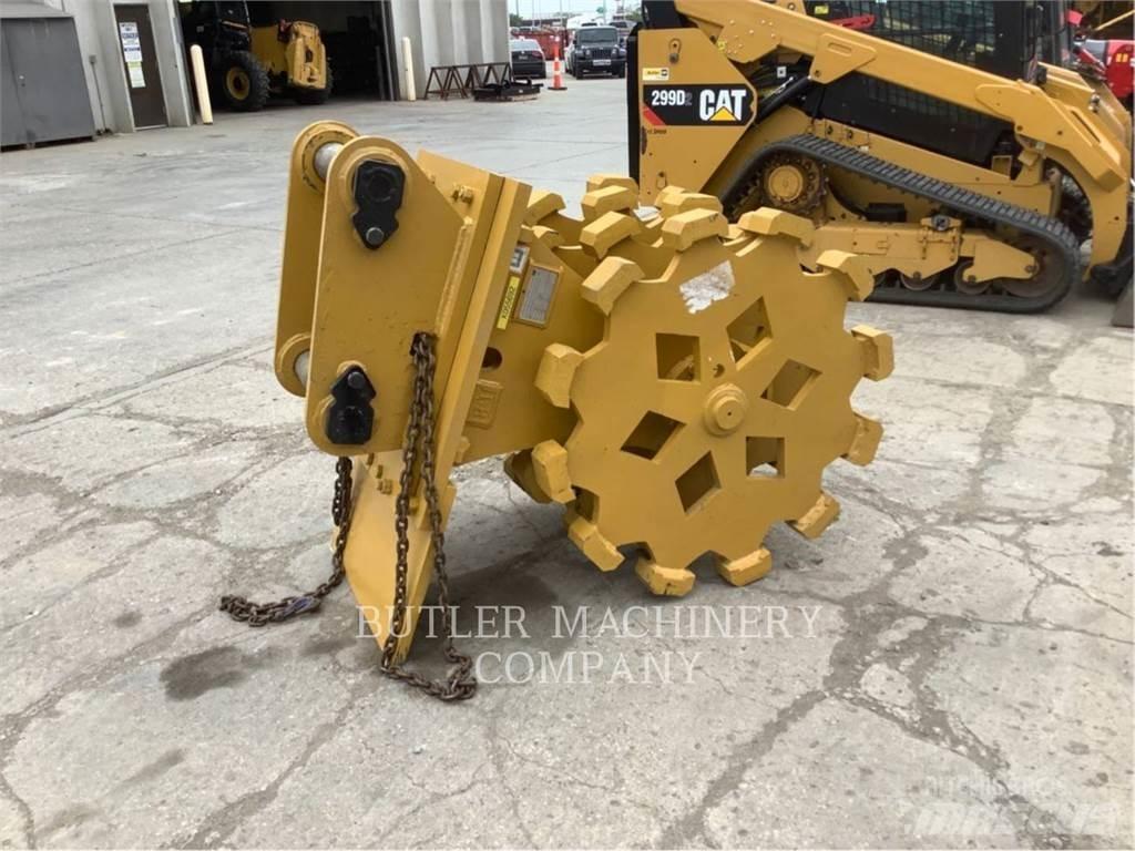 CAT 36 COMPACTOR WHEEL 其他