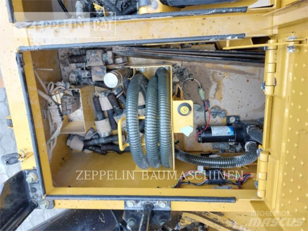 CAT 390FL 履帶式 挖土機/掘鑿機/挖掘機