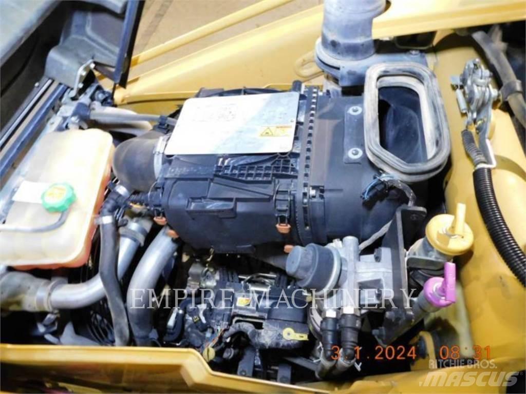 CAT 415F2 4EOP 反鏟裝載機