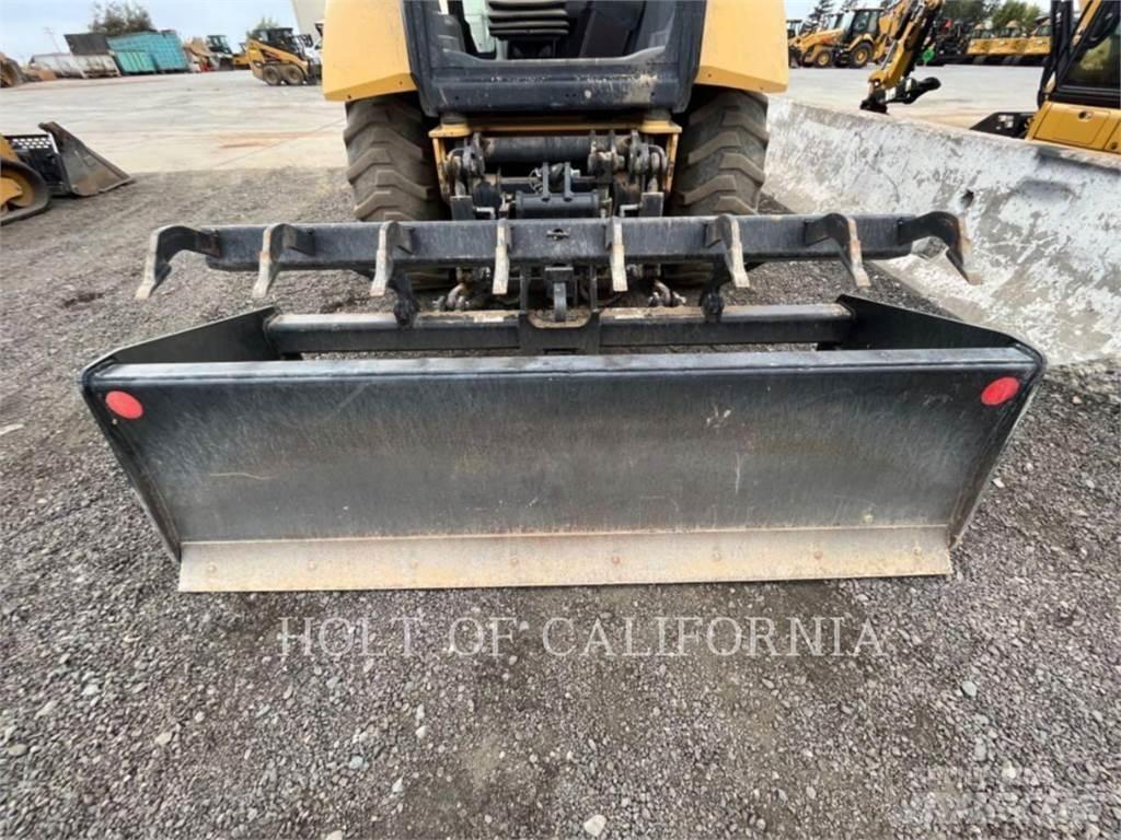 CAT 415F2IL 輪胎式裝載機