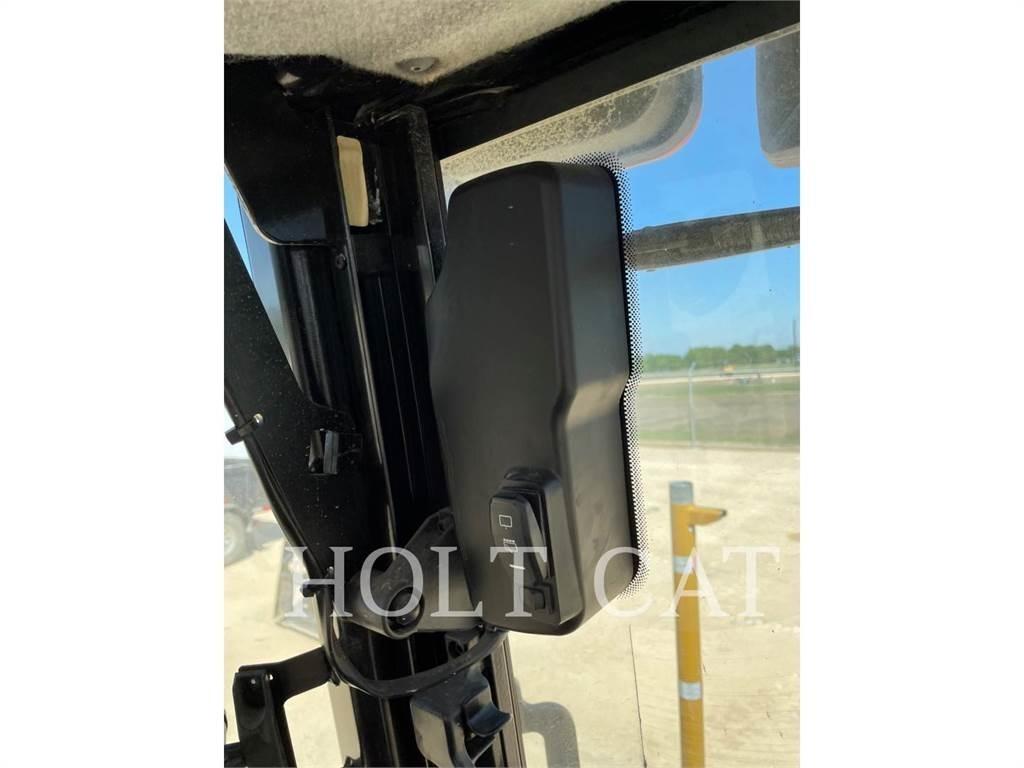 CAT 415F2IL 輪胎式裝載機