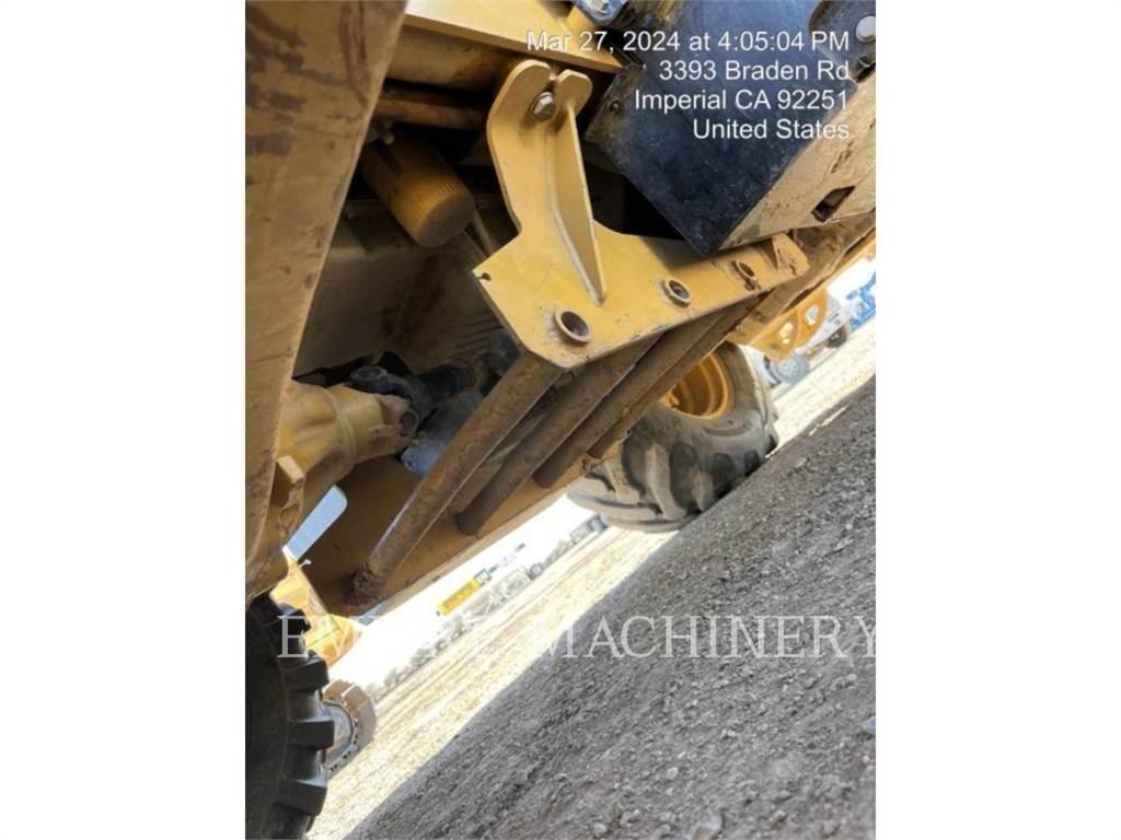 CAT 416F2 4EOP 反鏟裝載機