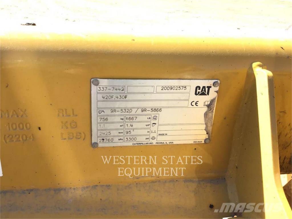 CAT 420 反鏟裝載機