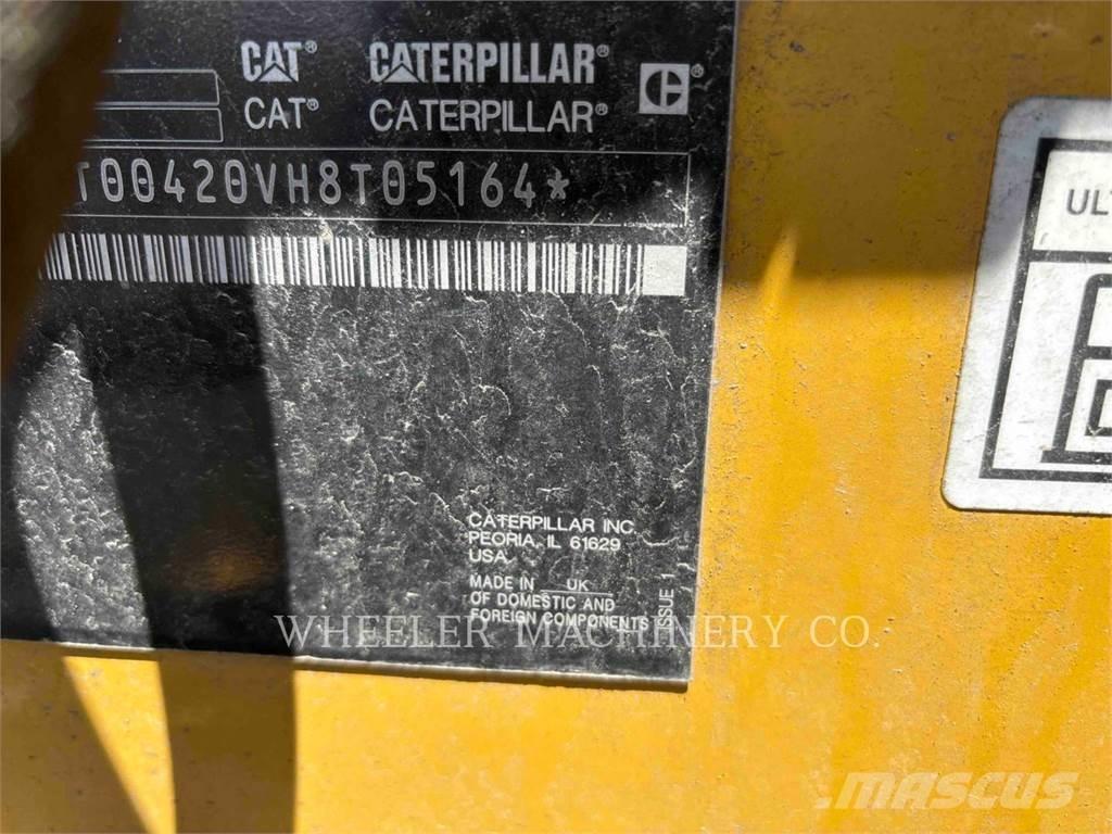 CAT 420 CF 反鏟裝載機
