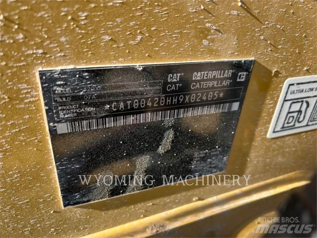 CAT 420 XE 反鏟裝載機