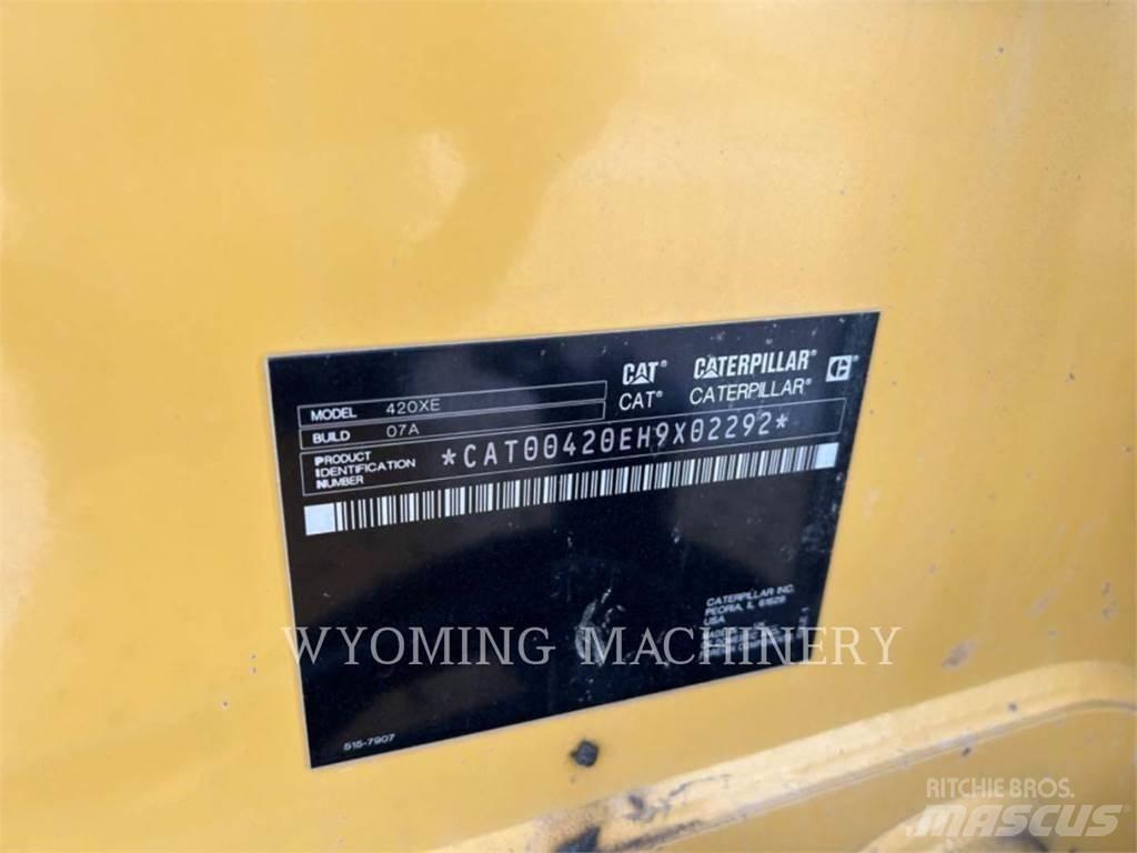 CAT 420 XE 反鏟裝載機