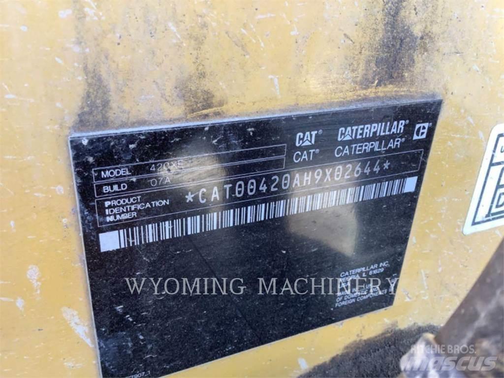 CAT 420 XE 反鏟裝載機