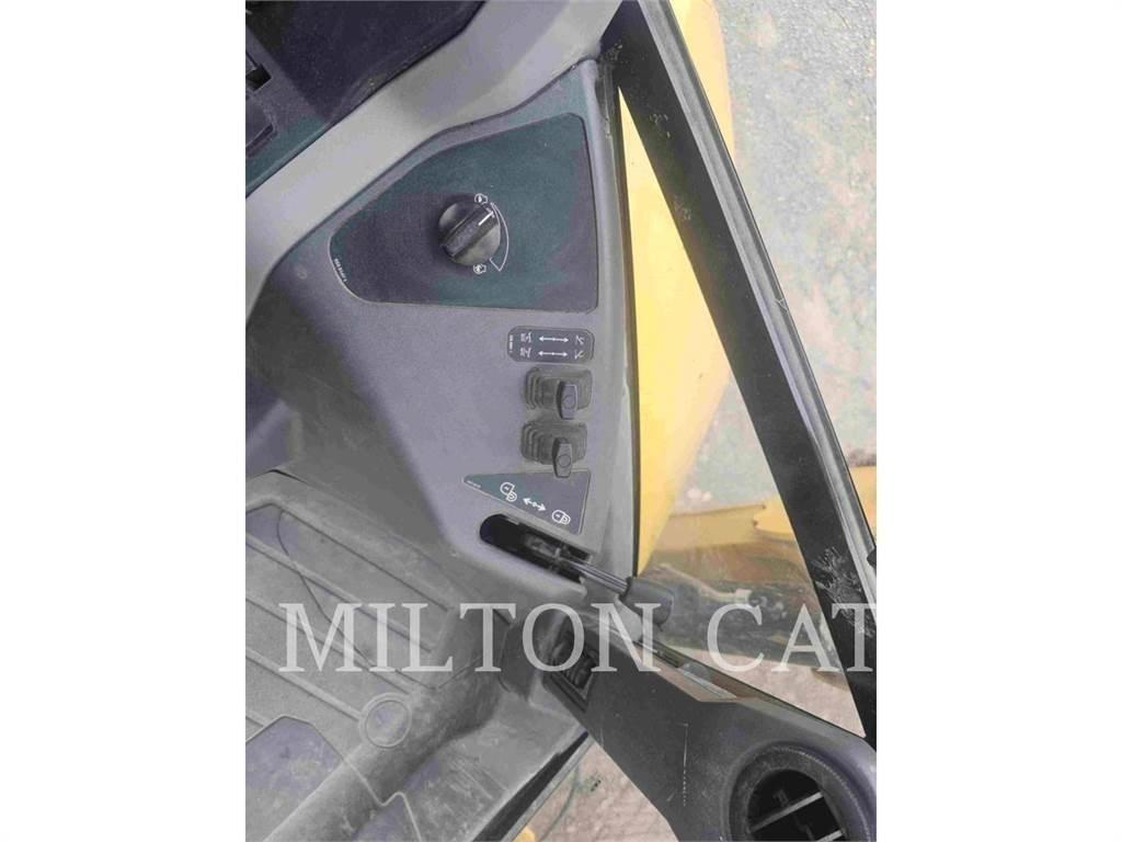 CAT 420 XE 反鏟裝載機