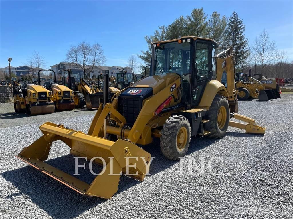CAT 42007 反鏟裝載機