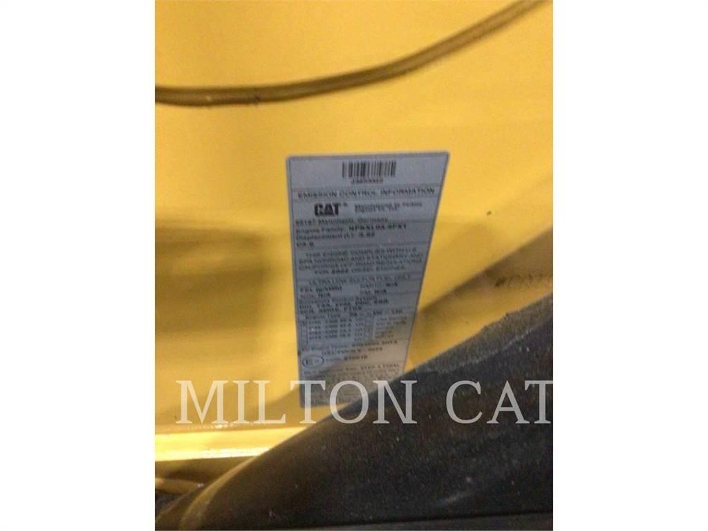 CAT 42007 反鏟裝載機