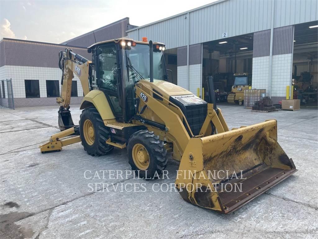 CAT 42007 反鏟裝載機