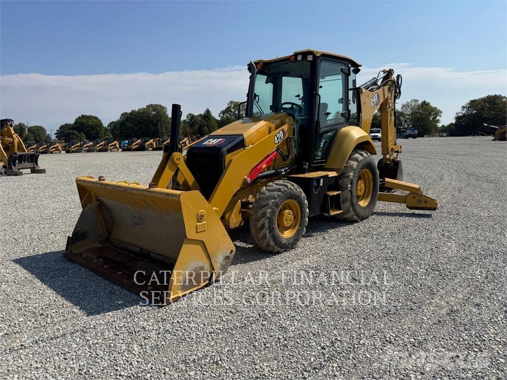 CAT 42007 反鏟裝載機