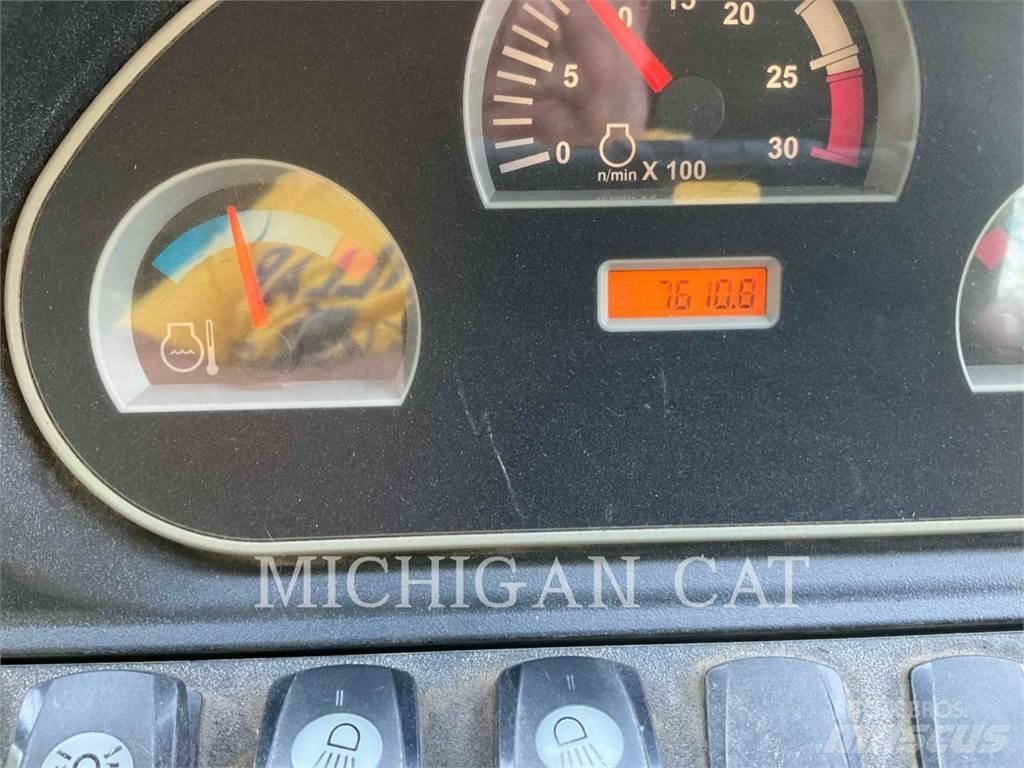 CAT 420E 反鏟裝載機
