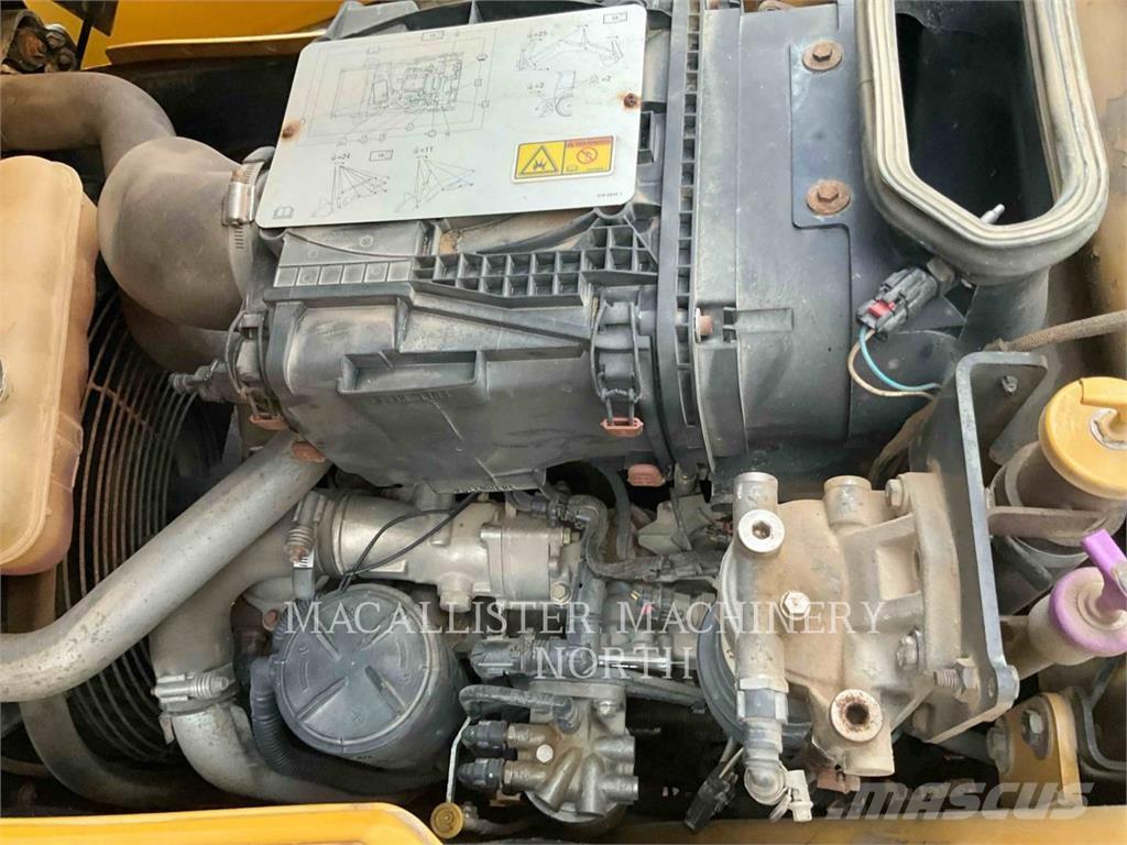 CAT 420F A 反鏟裝載機