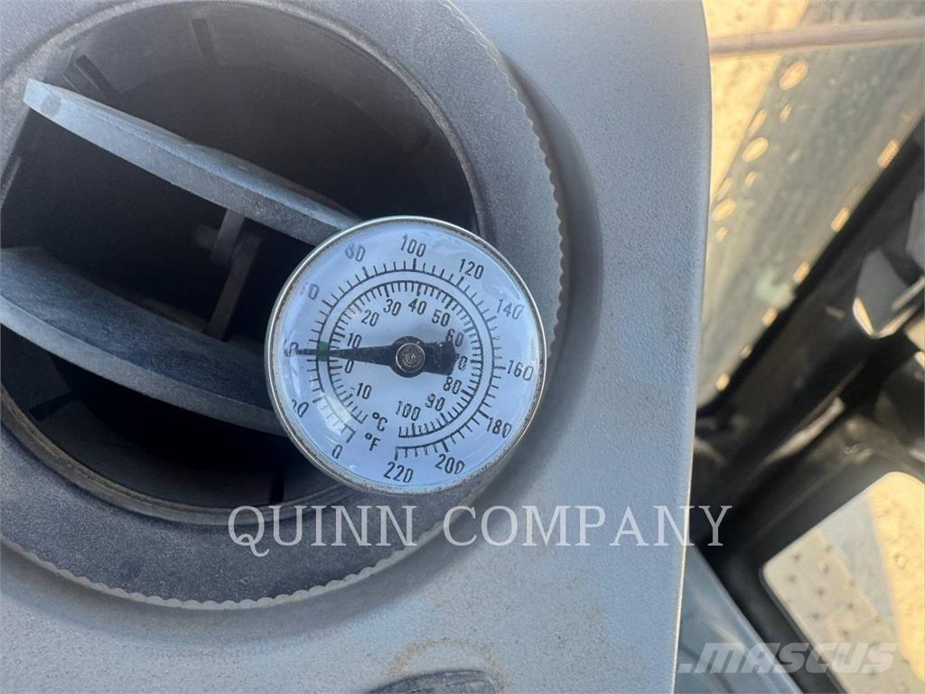 CAT 420F2 反鏟裝載機