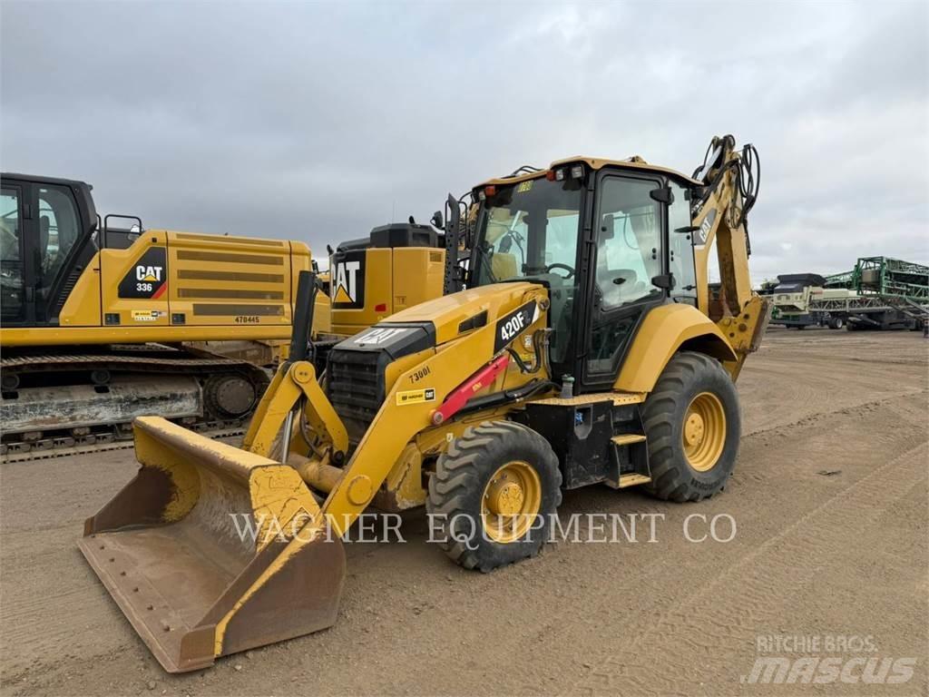 CAT 420F2 4WDE 反鏟裝載機