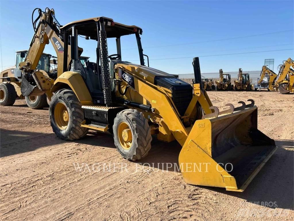 CAT 420F2 4WDE 反鏟裝載機