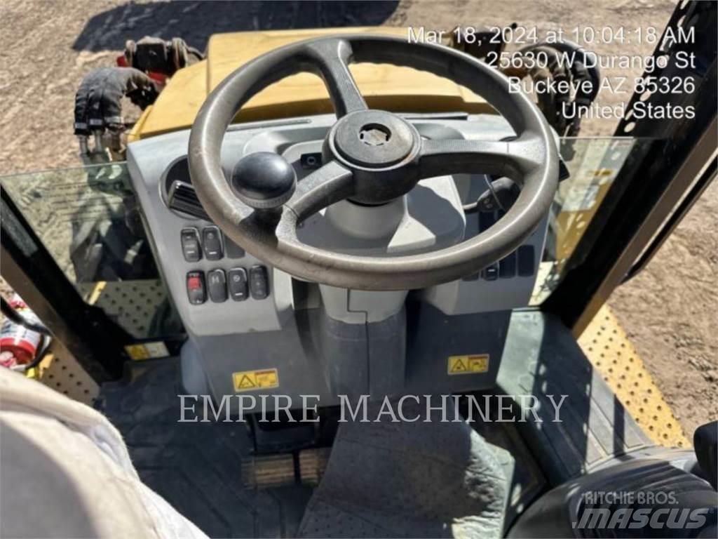 CAT 420F24EOIP 反鏟裝載機