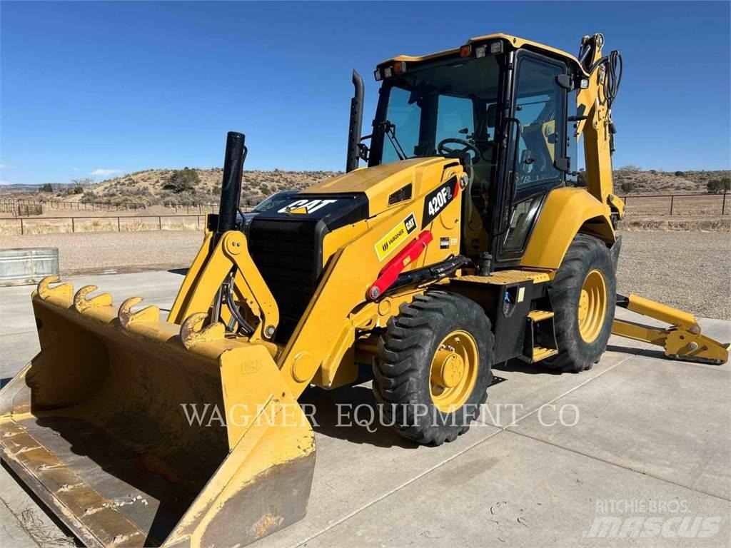 CAT 420F2ST 反鏟裝載機