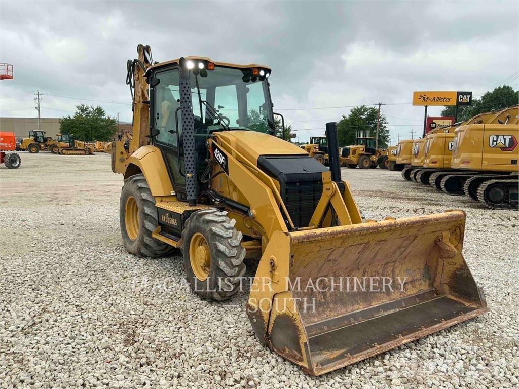 CAT 420F2ST 反鏟裝載機