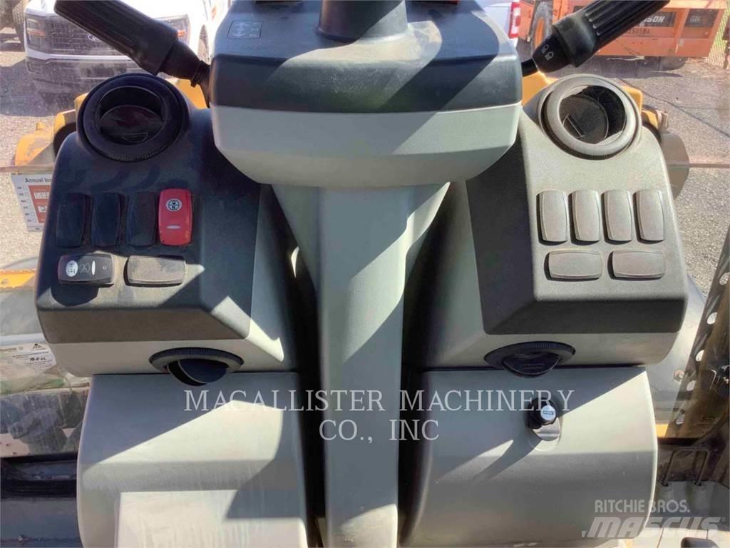 CAT 420FST 反鏟裝載機
