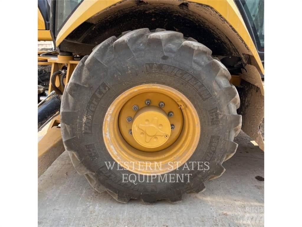 CAT 420XE 反鏟裝載機