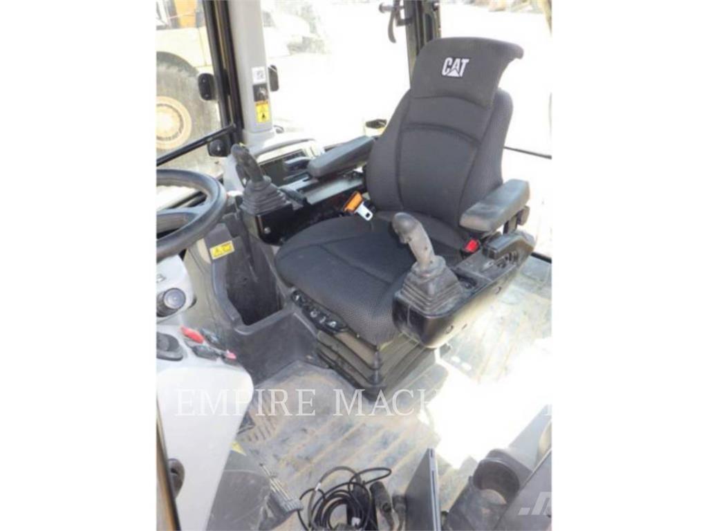 CAT 420XE4ECIP 反鏟裝載機