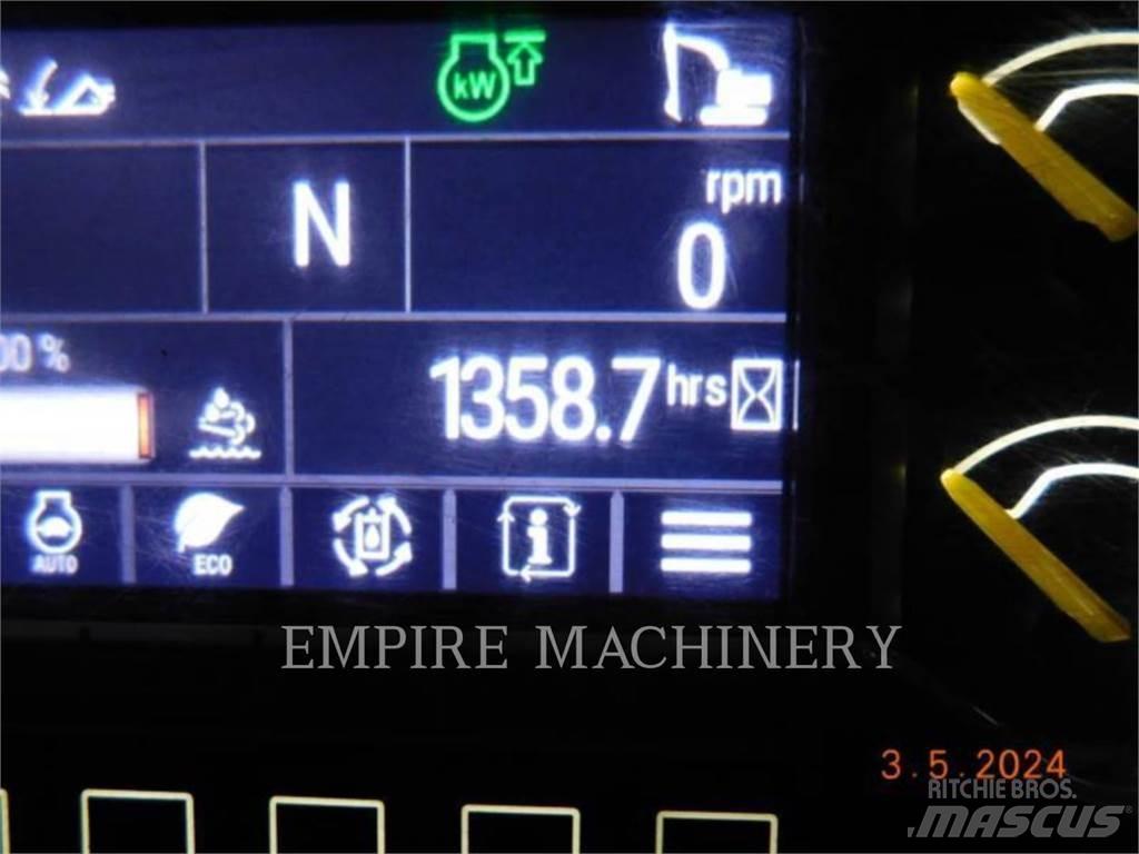 CAT 420XE4EOIP 反鏟裝載機