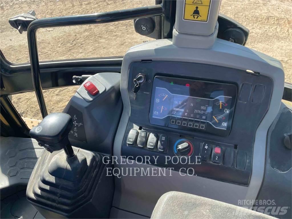 CAT 43007 反鏟裝載機