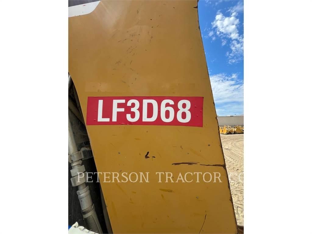 CAT 430F 反鏟裝載機