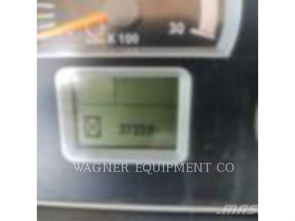 CAT 430F IT4WD 反鏟裝載機