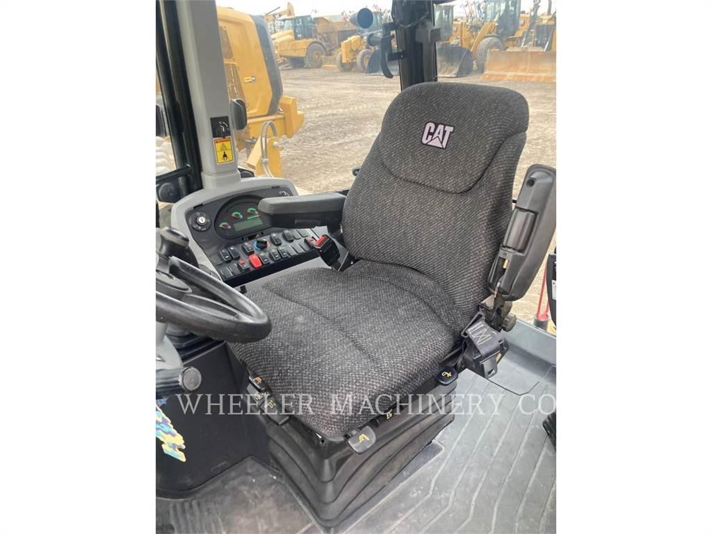CAT 430F2 ITCF 反鏟裝載機