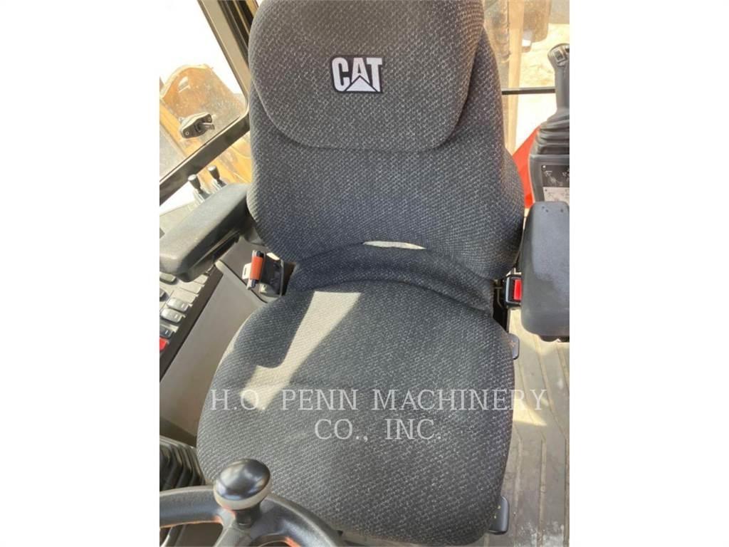 CAT 430F2ST 反鏟裝載機