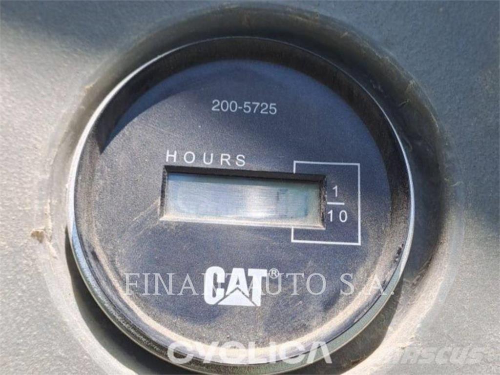 CAT 432DAA 反鏟裝載機