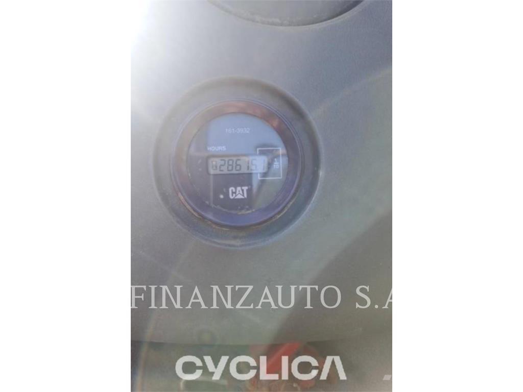 CAT 432DAA 反鏟裝載機