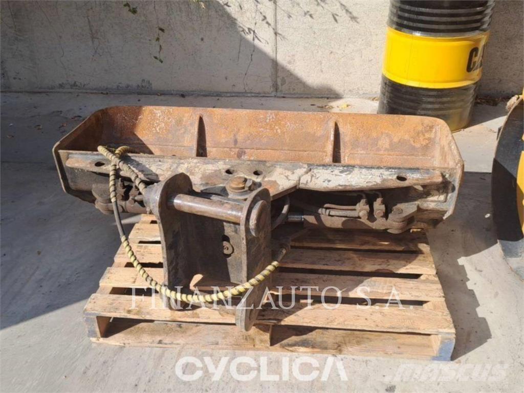 CAT 434F 反鏟裝載機