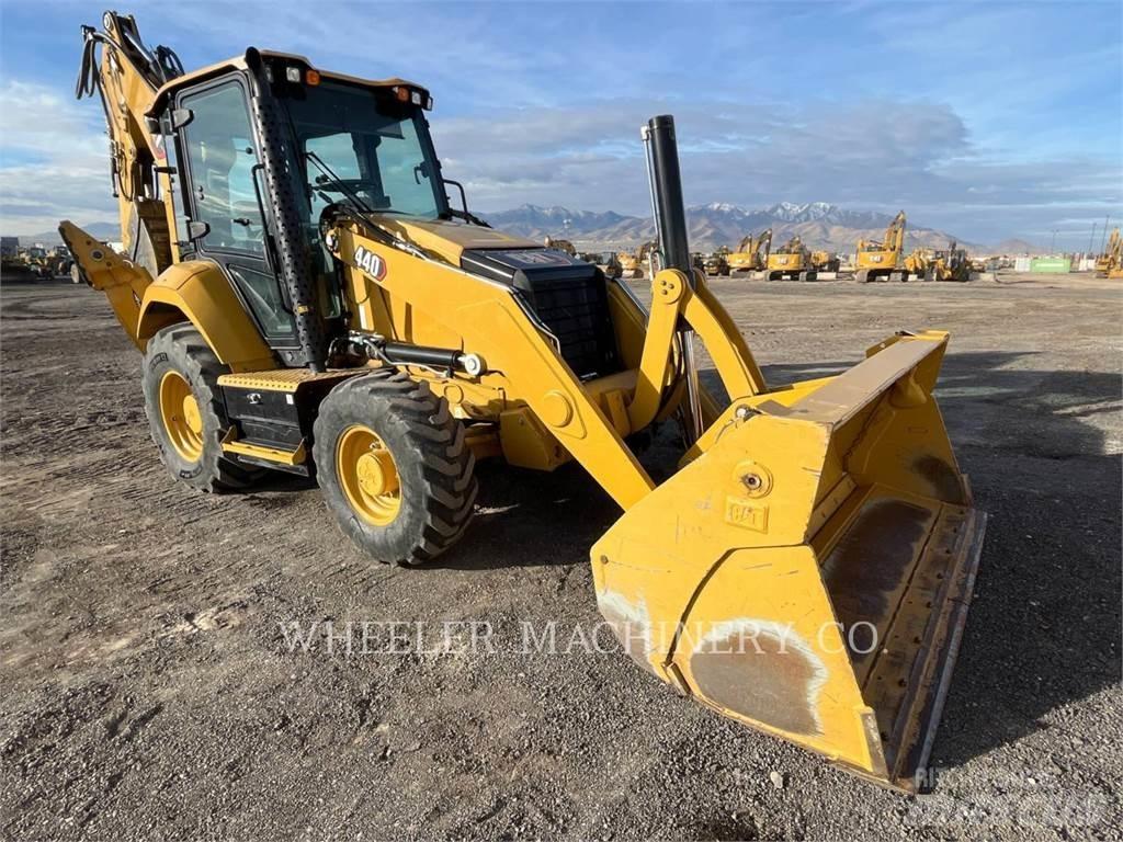 CAT 440 TH 反鏟裝載機