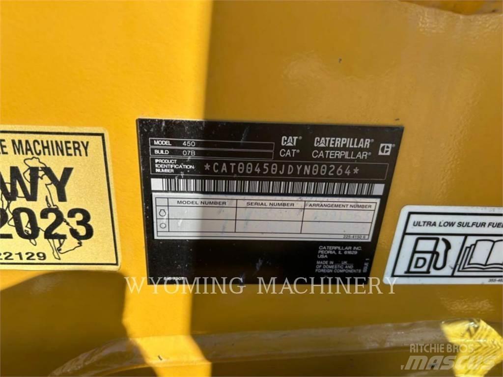 CAT 450 反鏟裝載機