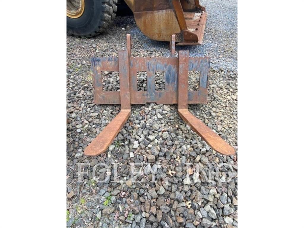 CAT 48 PALLET FORKS 叉