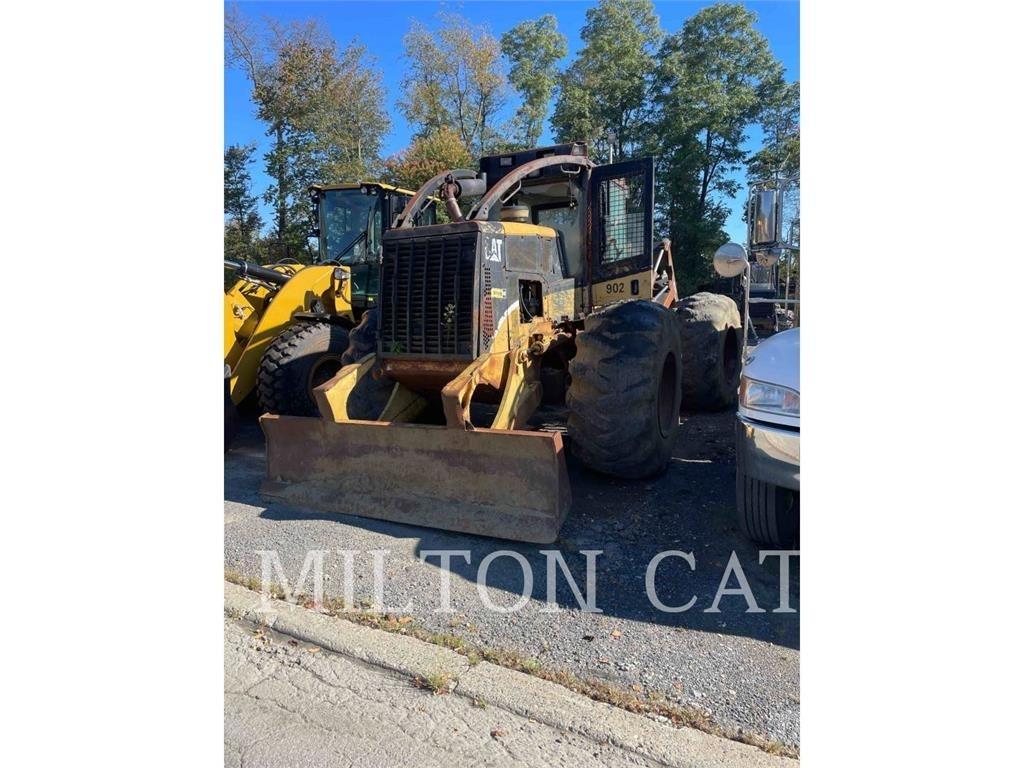 CAT 525B 集材機