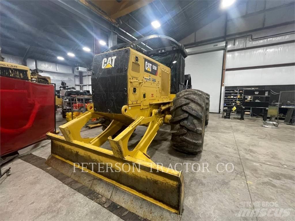 CAT 525D 集材機