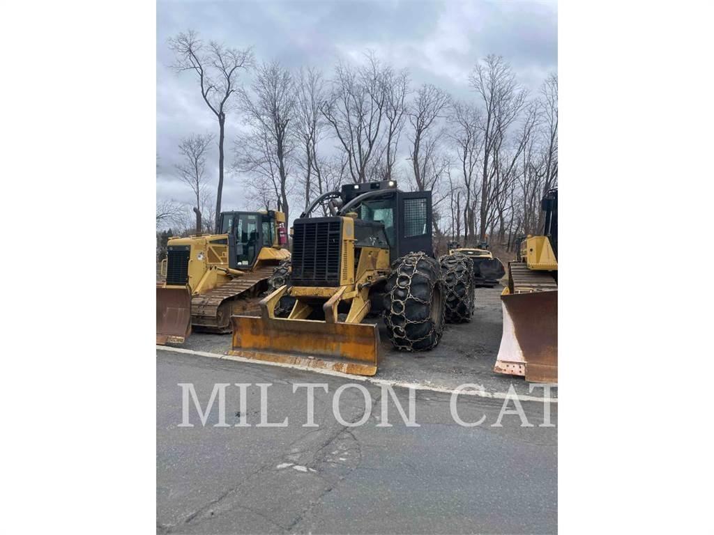 CAT 535C 集材機