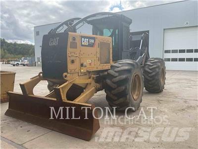 CAT 535D 集材機